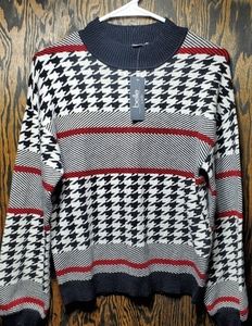 belle by belldini Women's Knit Pullover Sweater Size Small Rayon Blend